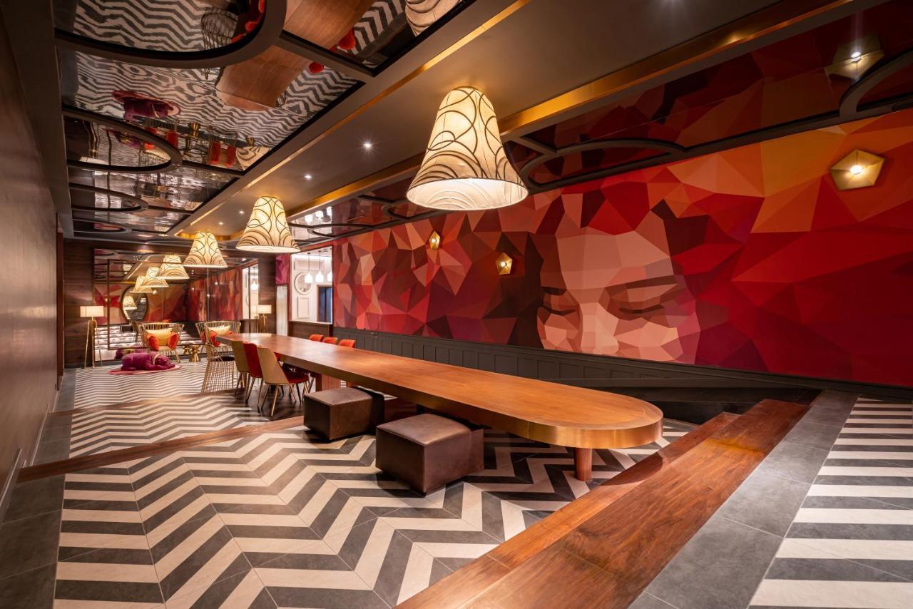 ฟิวชั่น ออริจินัล ไซง่อน เซ็นเตอร์ Hotel โฮจิมินห์ซิตี้ ภายนอก รูปภาพ Starbucks Reserve Roastery, Shanghai